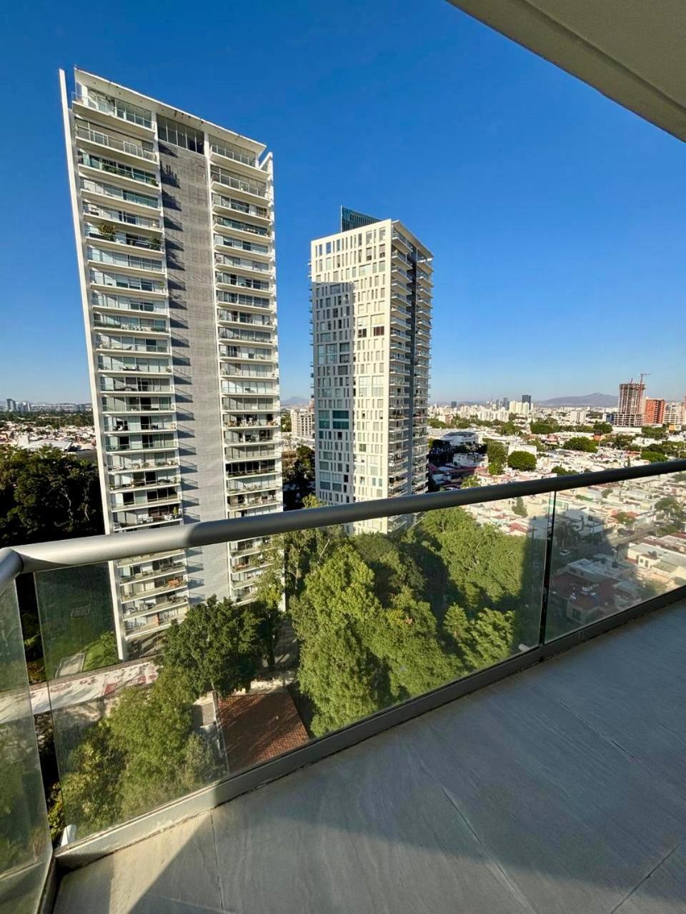 Park Life Guadalajara Aparthotel Kültér fotó